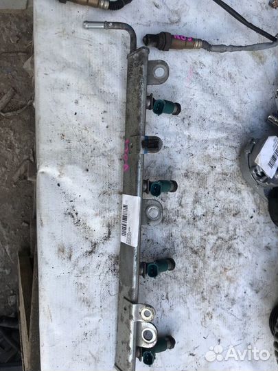 Рампа форсунок Suzuki Sx4 J20A