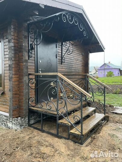 Крыльцо металлическое
