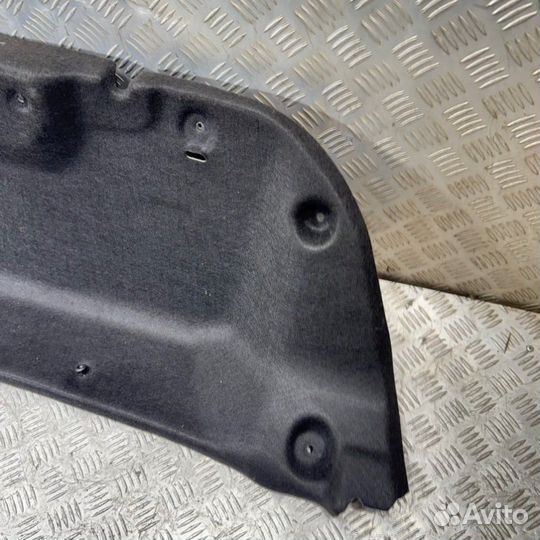 Обшивка крышки багажника Ford Focus BM iqdb