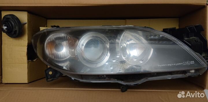 Фара правая, Фара левая Mazda 3 bk седан