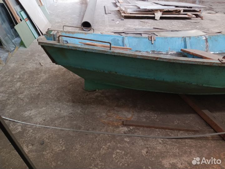Лодка длина 4м, толщ металла Ст3 1.5 мм