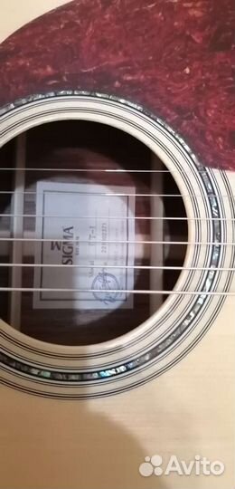 Акустическая гитара