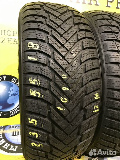 Nokian Tyres Weatherproof SUV 235/55 R18 104V