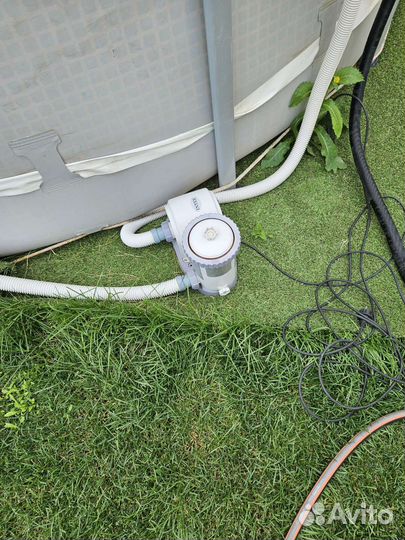 Бассейн дачный