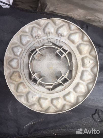 Заглушка в диск bmw