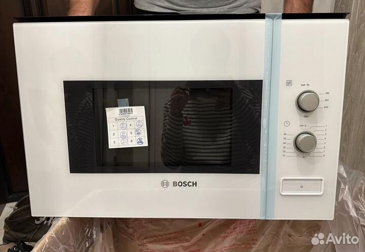 Духовой шкаф и свч bosch. Новый