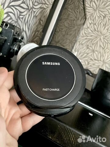 Беспроводная зарядка Samsung fast charge