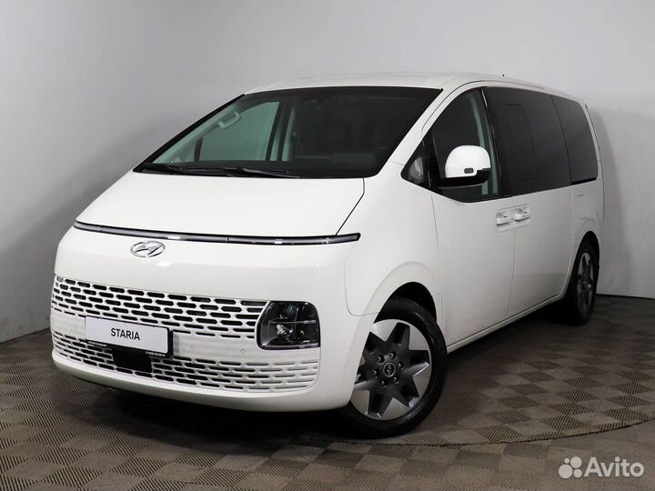 Hyundai Staria 2.2 AT, 2024