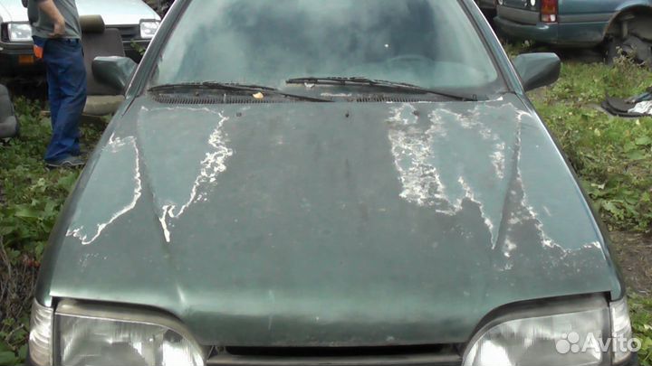 Капот на Форд Скорпио 1993 г.в