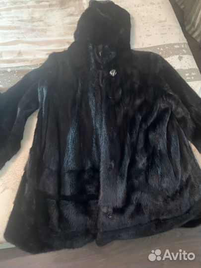 Продаётся шуба