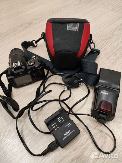 Зеркальный фотоаппарат nikon d40