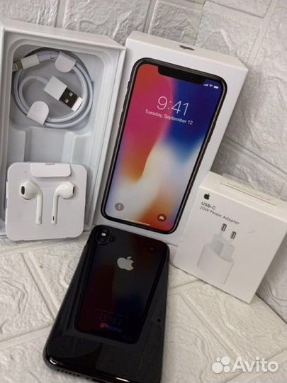 Телефон iPhone X - 256 GB new