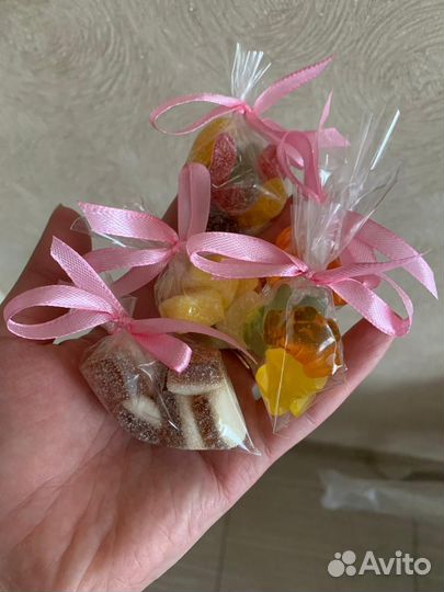 Изготовление букетов из конфет