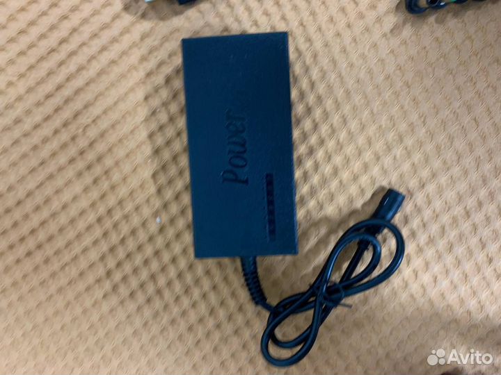 Новый универсальный блок питания для ноутбука