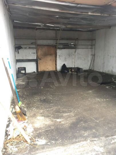 Гараж, > 30 м²