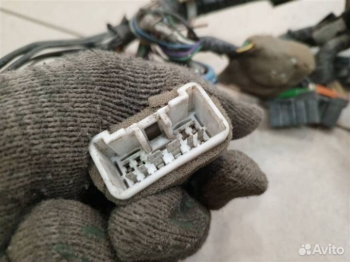 Проводка подкапотная Mitsubishi Pajero iO 1998-20