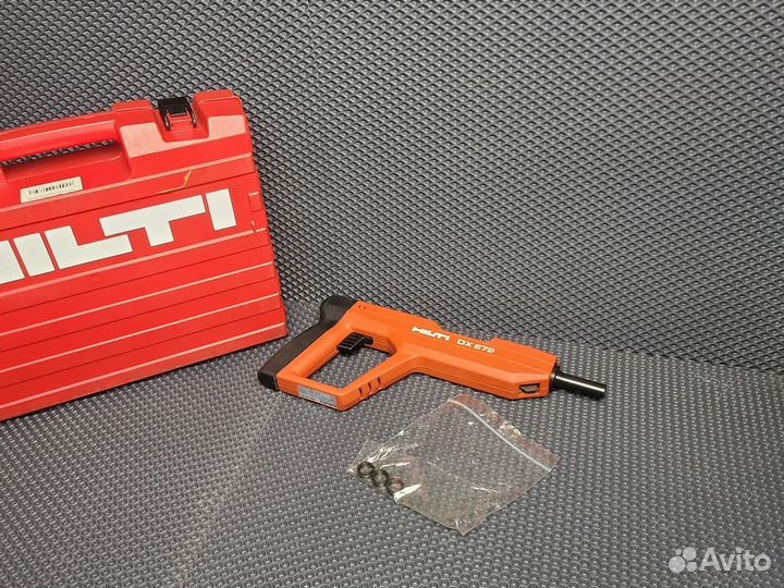 Монтажный пистолет Hilti DX 72