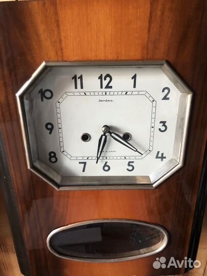 Часы настенные, настольные