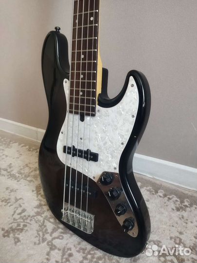 Бас гитара Bacchus bjb5-550r