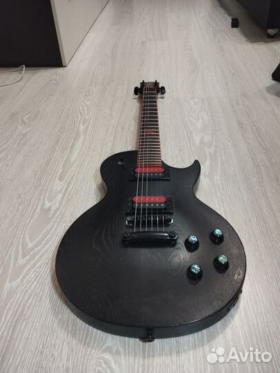 Электрогитара