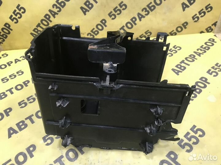 Корпус аккумулятора Mazda 3 BK