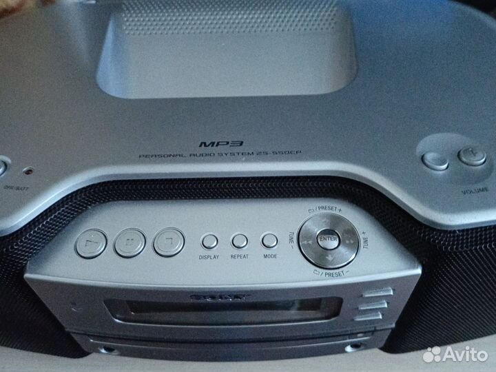 Бумбокс sony zs 550cp