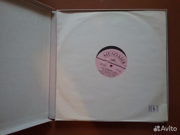 Чайковский. Романсы. Альбом