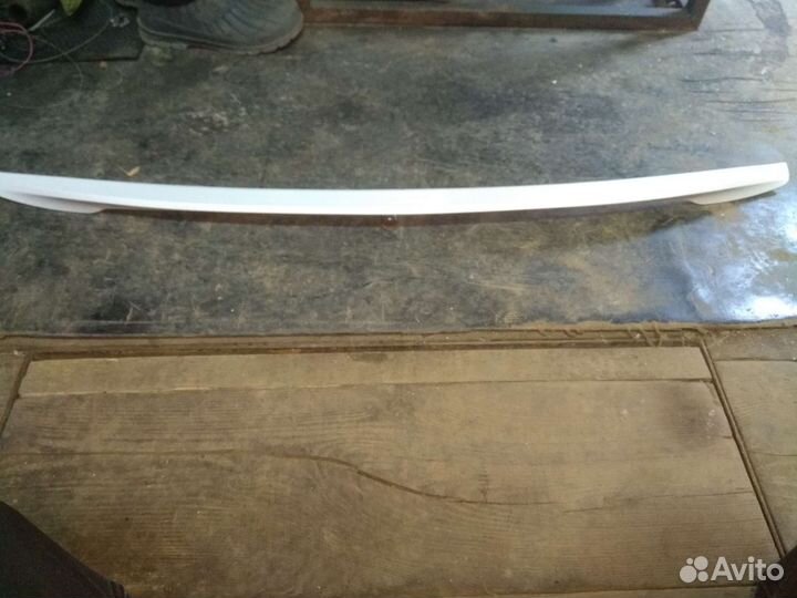 Спойлер на крышку багажника Рено Логан 2