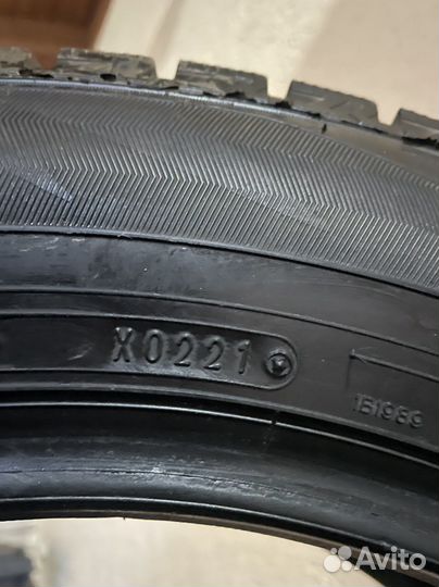 Dunlop Winter Maxx WM02 215/60 R17
