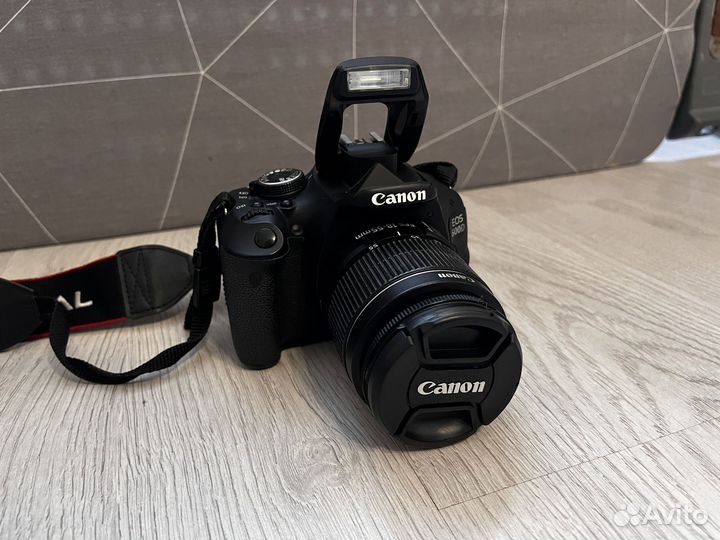 Зеркальный фотоаппарат canon