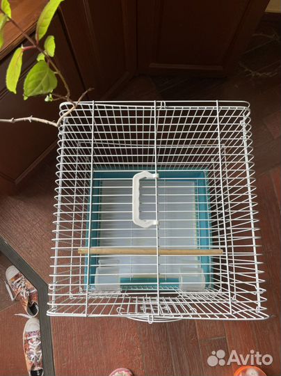 Большая клетка для птиц
