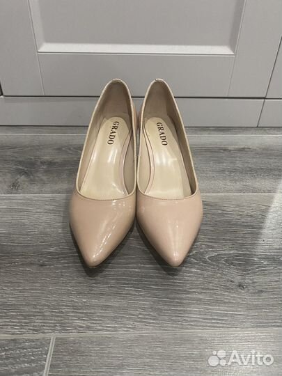 Лаковые туфли, 38 р
