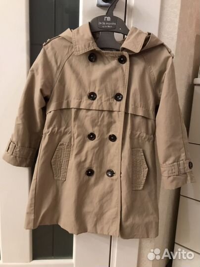 Плащ zara для девочки 110