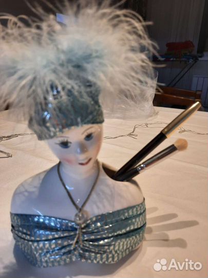 Статуэтки для интерьера