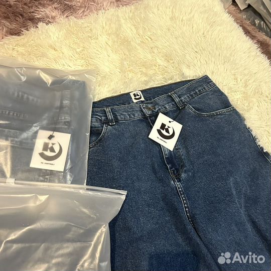 Синие джинсы