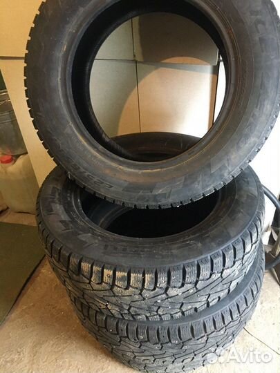 Pirelli Carrier Winter 225/65 R17 T