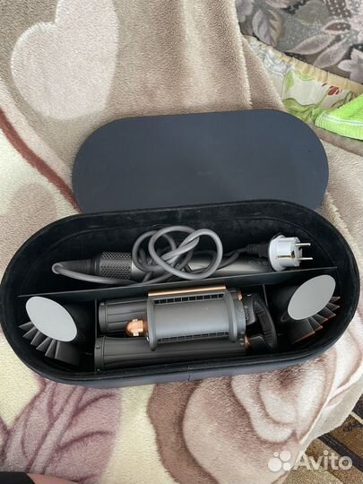 Стайлер dyson