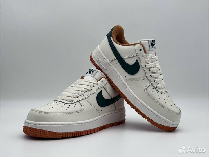 Кроссовки подростковые Nike Air Force 1 low cream