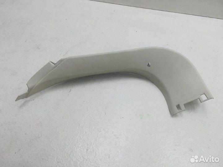 Обшивка двери задняя правая Ford Focus 3 1.6 2013