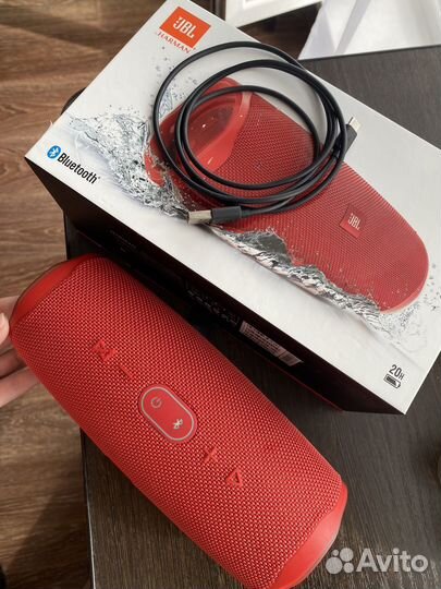 Колонка jbl charge 4