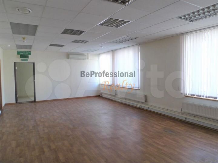 Здание 2300 м2 на Достоевской