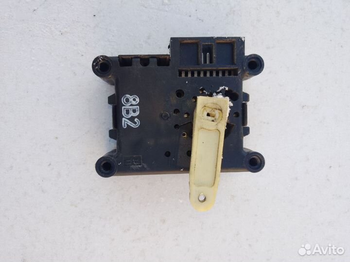 Сервопривод заслонки Nissan