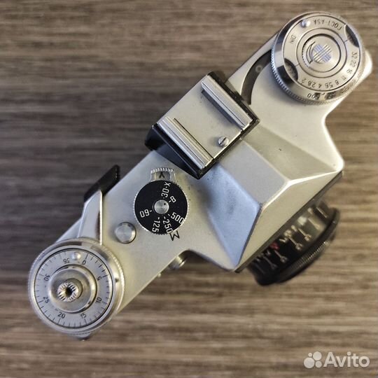 Пленочный фотоаппарат зенит е