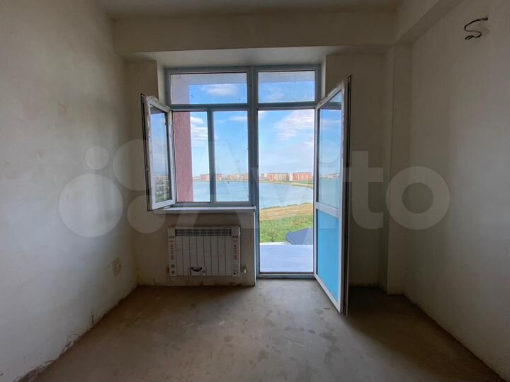 2-к. квартира, 75 м², 8/14 эт.