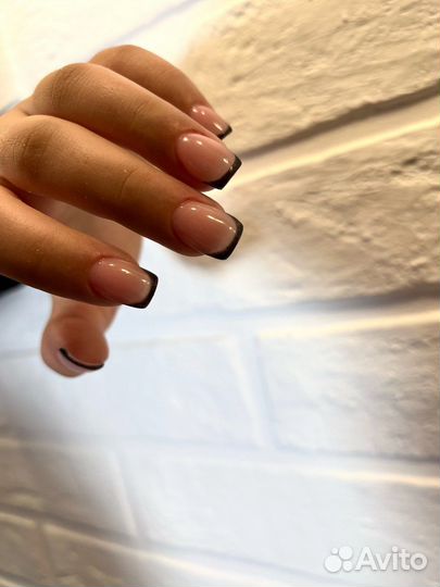 Маникюр / педикюр / наращивание