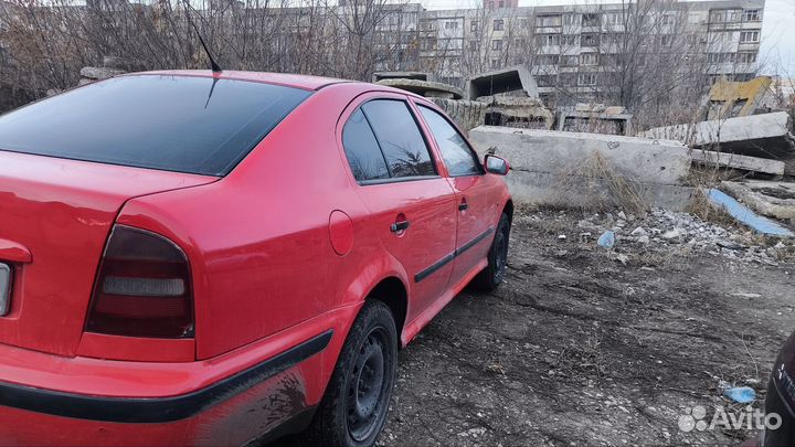 Skoda Octavia 1.6 МТ, 1998, 180 000 км