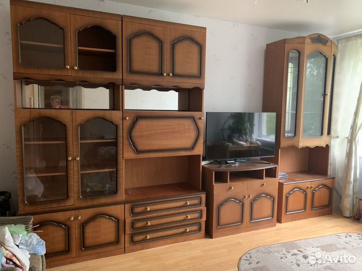 Продам стенку б/у