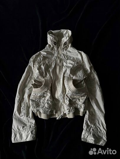 Ветровка archive y2k