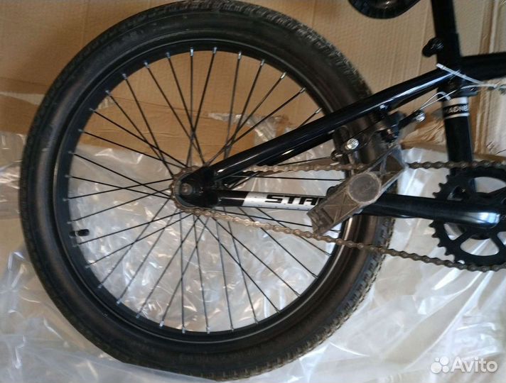 Новый) Велосипед Stark Madness BMX