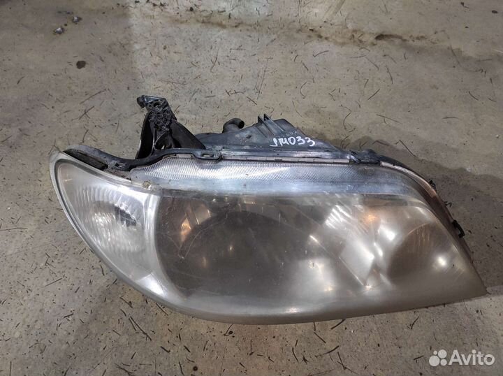 Фара правая Mazda 323 1.6 AT 2001 рестайлинг